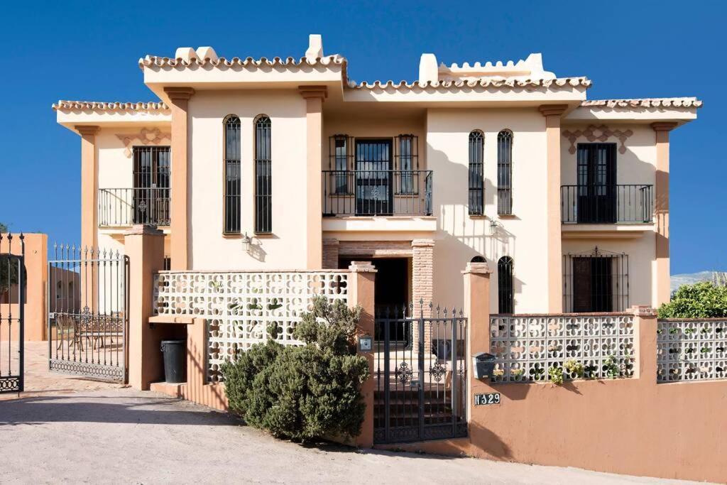 Alhaurín de la Torre Preciosa Villa Con Gran Piscina Y Fabulosas Vistas מראה חיצוני תמונה